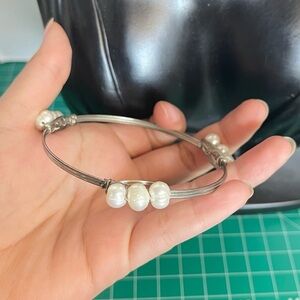 Authentic freshwater pearl silver tone wired bracelet